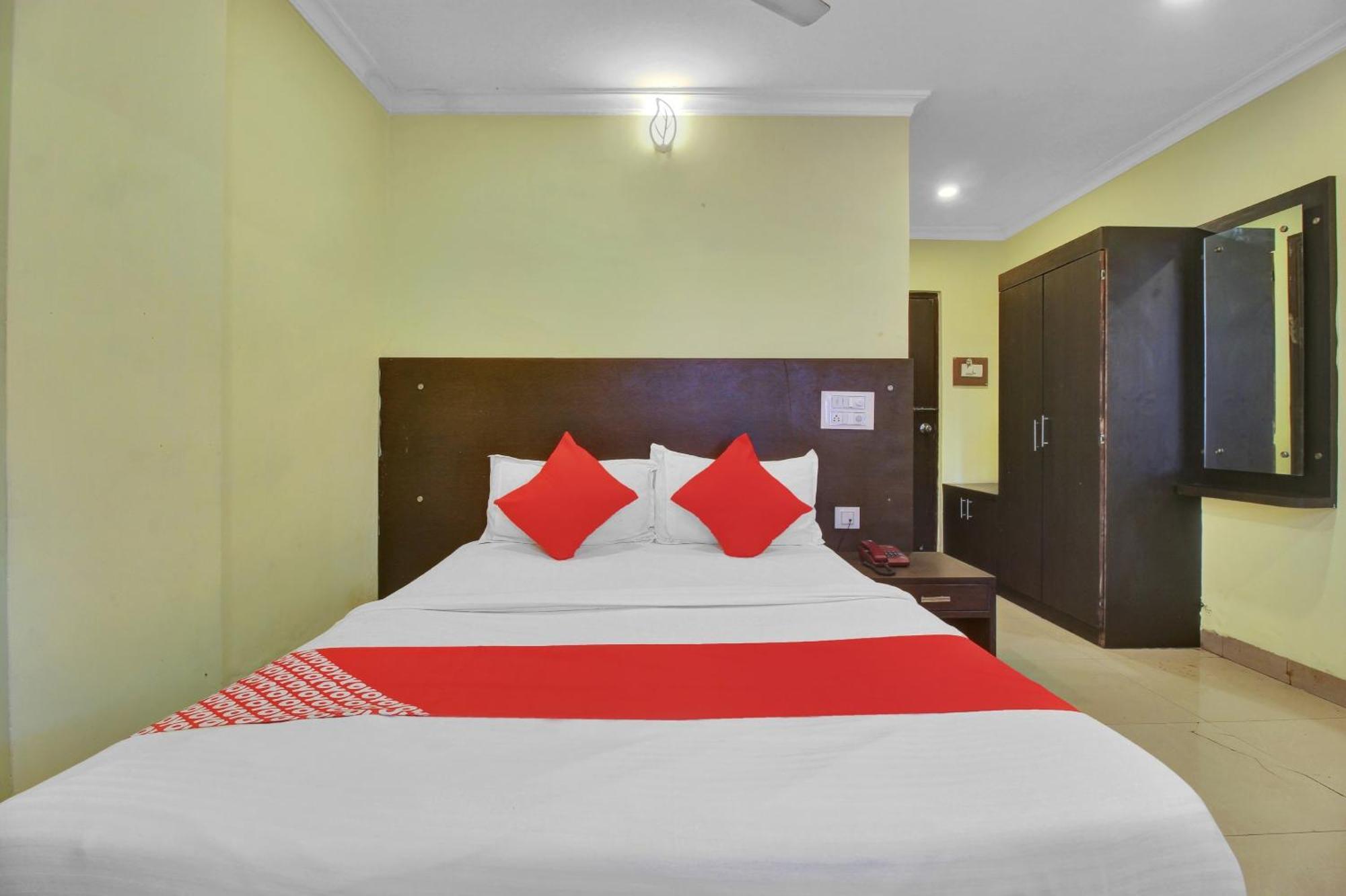 Hotel O Happy Rooms Haiderabad Buitenkant foto